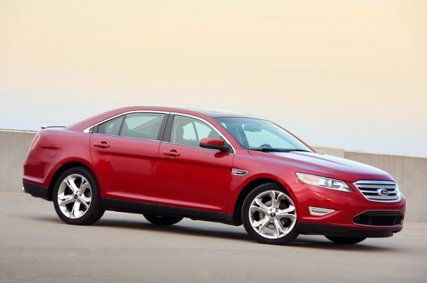 2010 Ford Taurus